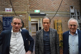 Henk Lubberding, Adrie van der Poel en Joop Zoetemelk in theater.